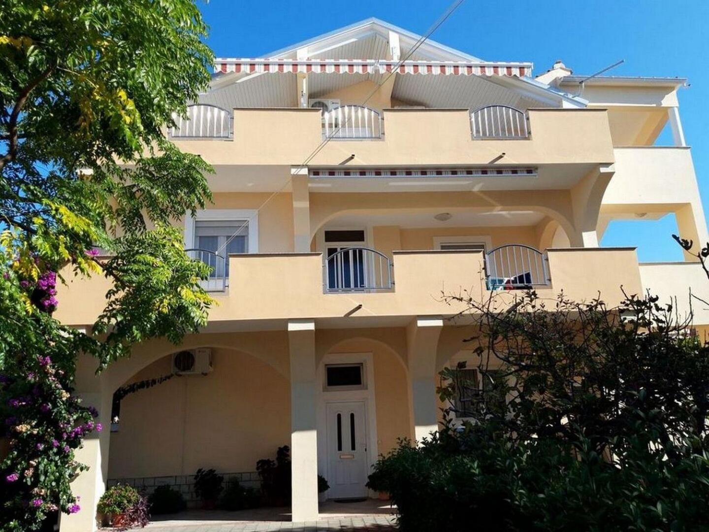 Apartments Mira Zadar Exteriör bild